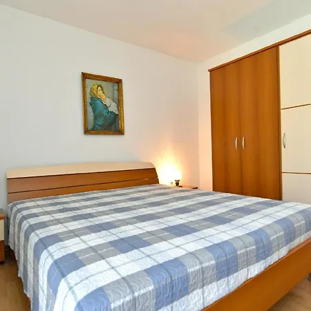 Fuer 6 Personen Ca 62 Qm In Rovinj-cocaletto, Istrien Istrische Riviera Apartment *